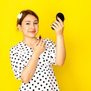 Tampil Ceria dengan Lip Cream Drugstore Bernuansa Oranye