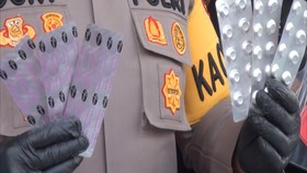 VIDEO: Polisi Tangkap Kelompok Penjual Obat Aborsi Online