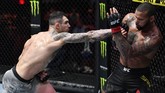FOTO: UFC 259 Jadi Bencana Israel Adesanya UFC 259 menjadi ajang bencana bagi Israel Adesanya yang kalah dari Jan Blachowicz dalam perebutan gelar light heavyweight.