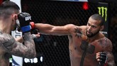 FOTO: UFC 259 Jadi Bencana Israel Adesanya UFC 259 menjadi ajang bencana bagi Israel Adesanya yang kalah dari Jan Blachowicz dalam perebutan gelar light heavyweight.