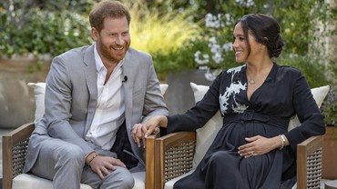 Meghan Markle-Pangeran Harry Sudah Nikah Duluan Sebelum Royal Wedding?