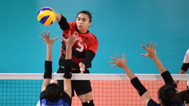 PBVSI Jelaskan Soal Aprilia Manganang Tercatat Atlet Putri PP PBVSI memberikan penjelasan terkait perjalanan Aprilia Manganang yang tercatat sebagai atlet bola voli putri.