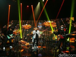 Lirik Lagu Titeni Lan Enteni - Denny Caknan