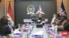 Canda Ibas di Fraksi Demokrat: Sebagian Cemas Tunggu Telepon Hambalang