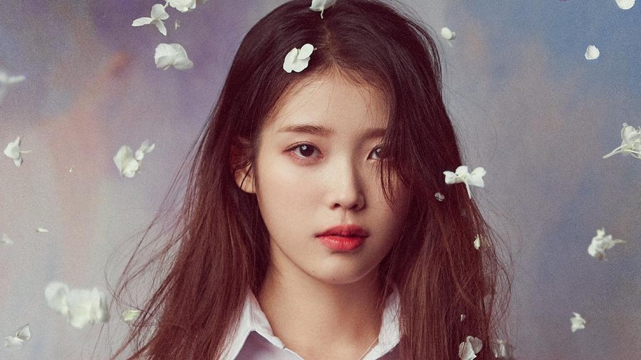 IU comeback dengan LILAC IU comeback dengan LILAC