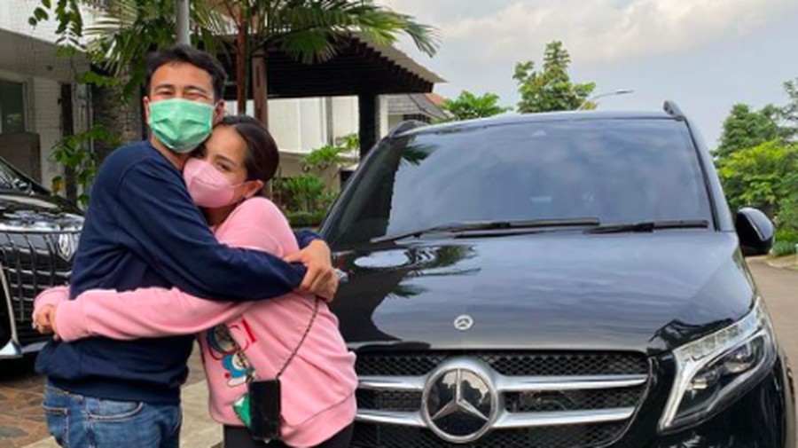 Lamborghini ringsek tabrak kijang kapsul, berikut koleksi mobil mewah Raffi Ahmad