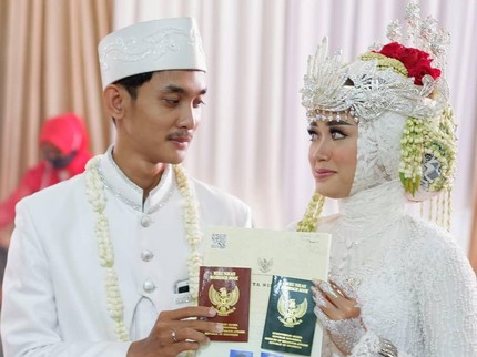 Viral Cerita Nikahi Teman Sendiri, Istri Canggung Mau Ngambek ke Suami