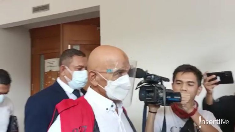 Mark Sungkar kembali menjalani persidangan atas kasus korupsi, berikut penampakan Mark Sungkar menghadiri sidang hari ini