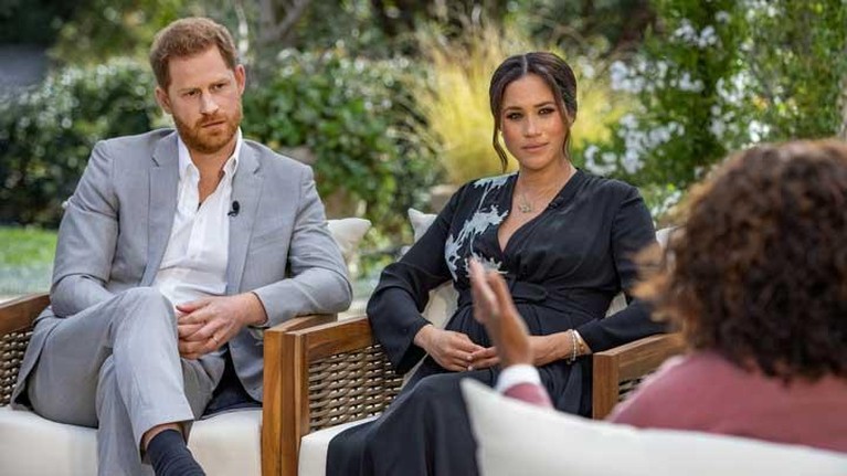 Potret Kehamilan Anak Kedua Pasangan Meghan Markle dan Pangeran Harry Kabar bahagia datang dari pasangan Pangeran Harry dan Meghan Markle yang tengah hamil anak kedua. Berikut foto-foto mereka