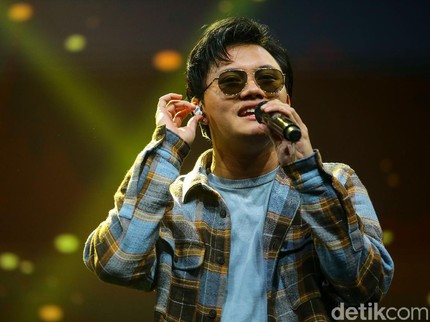5 Penyanyi Muda Sukses yang Ternyata Anak Artis Terkenal