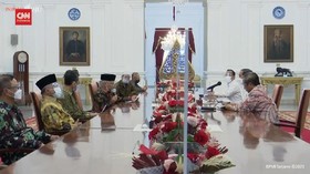VIDEO: Momen Amien Rais dkk ke Istana Temui Jokowi