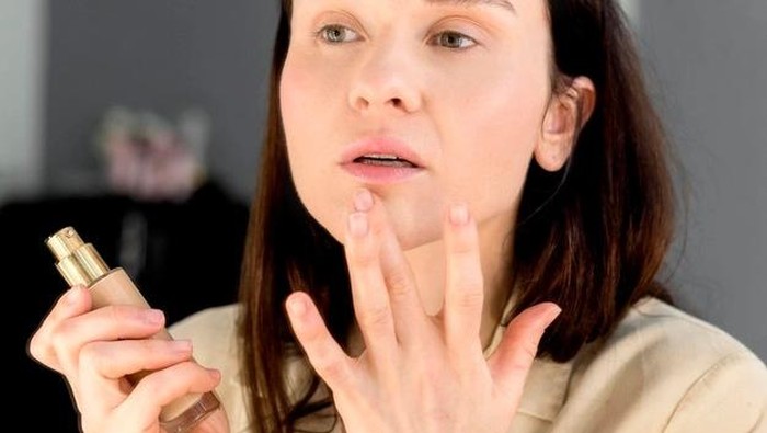 6 Foundation Lokal yang Ringan di Wajah, Cocok untuk Kulit Berminyak