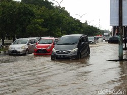 Air Sempat Masuk RS Unhas Akibat Banjir Makassar