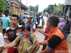 Banjir Kembali Terjang 2 Desa di Probolinggo, Warga Menangis Histeris
