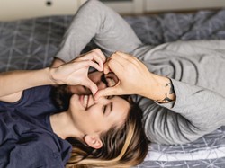 Paksu Harus Tahu, Ini 5 Posisi Bercinta yang Paling Disukai Istri