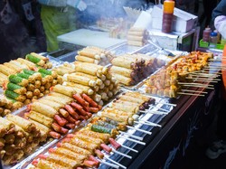 Kecuali Myeongdong, Ini 5 Kawasan Jajanan Kaki Lima di Seoul yang Terkenal