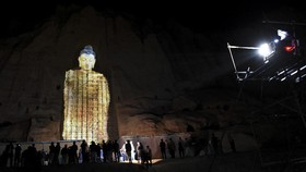 FOTO: Pernah Dihancurkan Taliban, Buddha Raksasa 'Hidup' Lagi