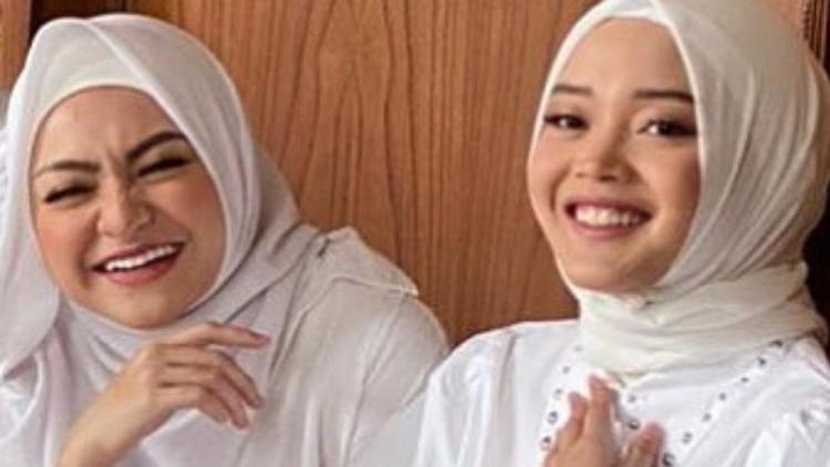 Nathalie Holscher sekarang menjadi ibu sambung anak-anak Sule den &lpar;Almh&rpar; Lina&period; Berikut potret kedekatan Nathalie dengan Putri Delina