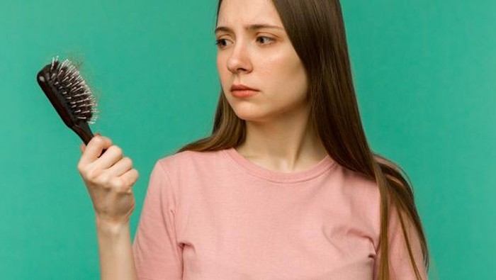 Rambut Rontok Berkurang Hanya dengan Cara Sederhana Ini!