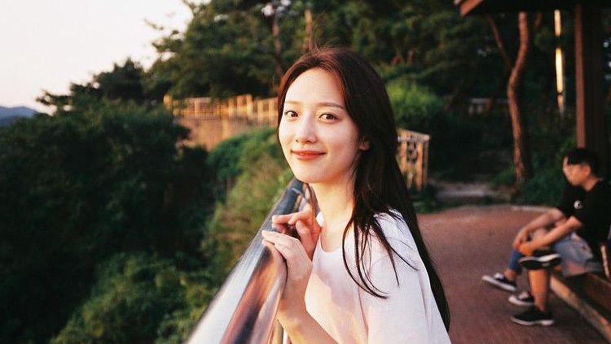Aktris Pyo Ye Jin ditunjuk oleh pihak produksi drama Korea 'Taxi Drive' untuk menggantikan Naeun April&period; Berikut sosok Pyo Ye Jin&excl;