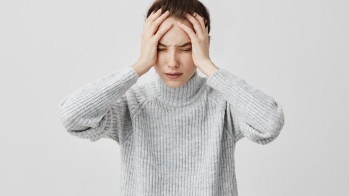 Hindari Makanan dan Minuman Ini Saat sedang Merasa Stres!