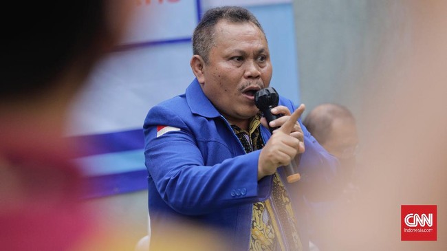 Jhoni Allen Marbun merespons Keppres Jokowi terkait pemberhentian dirinya sebagai anggota DPR dan MPR dari Fraksi Partai Demokrat.