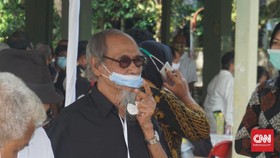 Patah Tulang, Pelukis Kondang Djoko Pekik Akan Dioperasi
