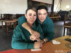 Mantan Istri Rio Reifan Ingin Bulan Madu di Mekkah Bersama Sandy Tumiwa