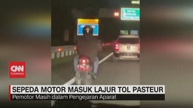 VIDEO: Sepeda Motor Masuk Lajur Tol Pasteur