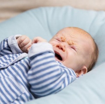 img-title Awas, Ini Bahaya Mengabaikan Tangisan Anak