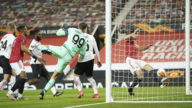 Berikut susunan pemain AC Milan vs Man Utd dalam leg kedua babak 16 besar Liga Europa, Jumat (19/3) dini hari WIB.