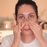 Bukan Double, Tapi Triple Cleansing! Begini Cara Suhay Salim Membersihkan Wajah