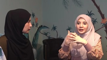ZASKIA SUNGKAR SEMPAT MENANGIS LIHAT KONDISI BAYINYA
