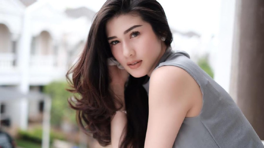 Stevianne Agnecya Stevianne Agnecya