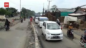 VIDEO: Jembatan Amblas, Jalan Raya Pantura Macet Total