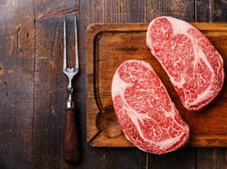 Mirip Daging Asli! Jepang Bikin Wagyu Sintetis Pakai Printer 3D
