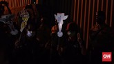 FOTO : Solidaritas untuk Rakyat Myanmar di Depan Gedung ASEAN Aksi solidaritas yang dilakukan massa dari Milk Tea Alliance Indonesia di depan Gedung ASEAN, Jumat (12/3), digelar dengan tertib dan khidmat.