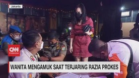 VIDEO: Wanita Mengamuk Saat Terjaring Razia Prokes