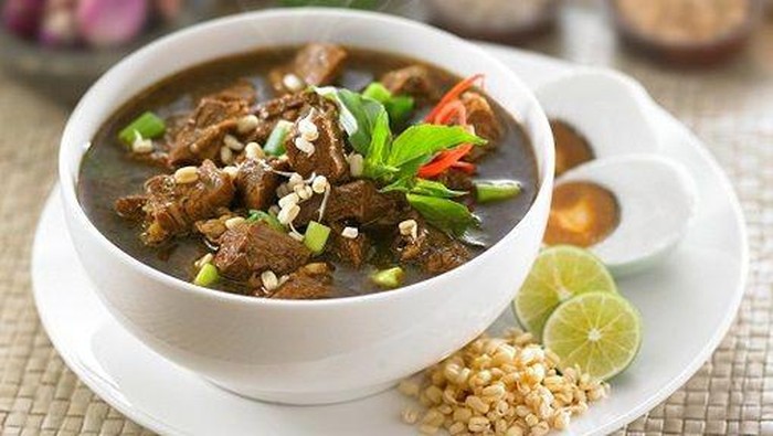 Jadi Sup Terenak di Asia, Berikut Resep Membuat Rawon di Rumah