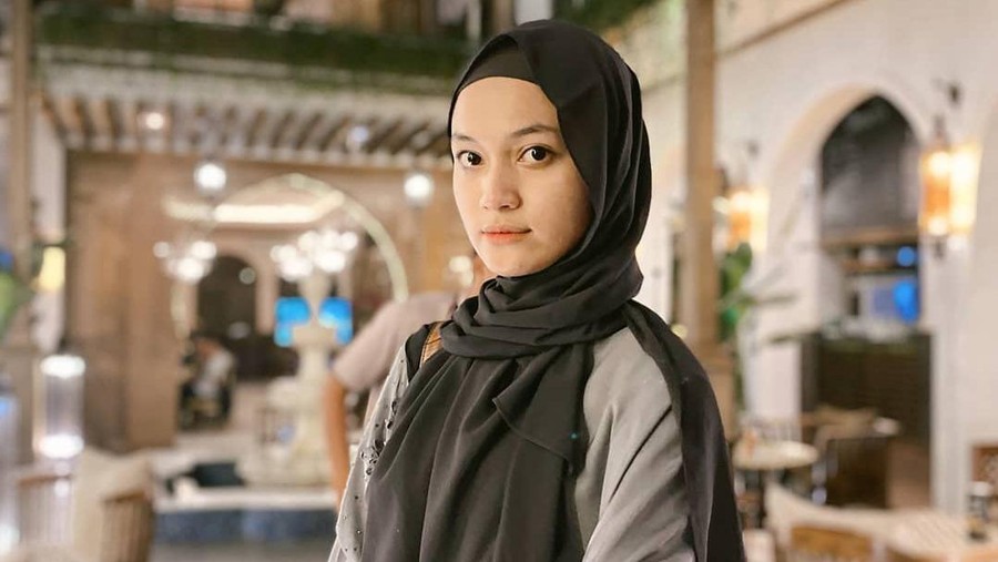 Kulineran ala Ustaz Syam Elmarusy yang Baru Nikahi Jihan Salsabila