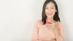 Mitos dan Fakta Minuman Berkolagen, Benarkah Bisa Mengatasi Semua Masalah Kulit?