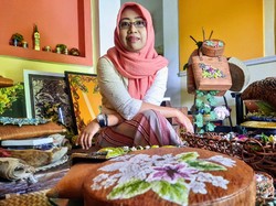 Inovatif, Di Tangan yang Tepat Kulit Kayu Jadi Tas Ciamik dan Bernilai Tinggi
