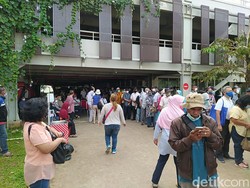 Broadcast Sentra Vaksinasi Senayan Masih Viral, Cek Faktanya di Sini