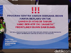 Simpang Siur Sentra Vaksinasi di Senayan, Lansia Non-DKI Bisa Nggak Sih?