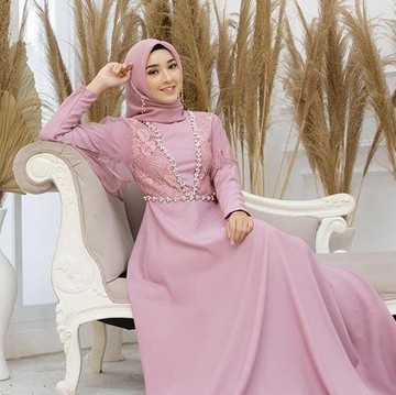Update! Ini 5 Inspirasi Dress Hijab untuk Lamaran, Stunning dan Kekinian