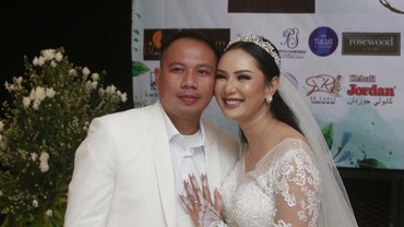 Belum Sebulan Nikah, Vicky Prasetyo Sebut Kalina Oktarani Hamil