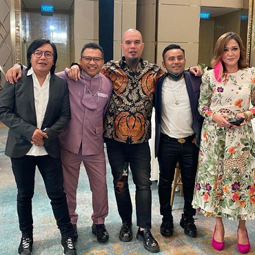Mulan Jameela Melotot Lihat Ahmad Dhani Foto bareng Maia Estianty