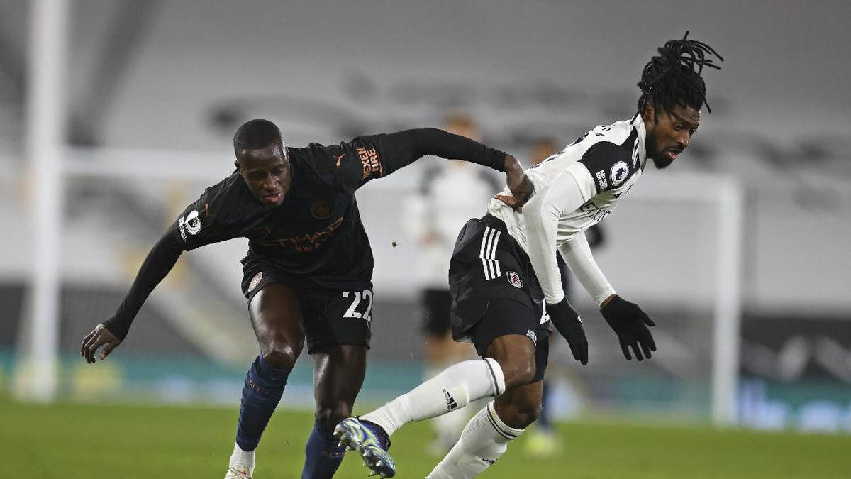 FOTO: Man City Butuh 5 Kemenangan untuk Juara
