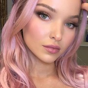 Inspirasi Warna Rambut Pink ala Selebriti Hollywood