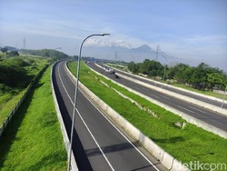 Jalan Tol Sidoarjo Tampak Sepi di Hari Raya Nyepi